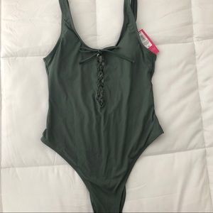 Women’s one piece bathing suit NWT